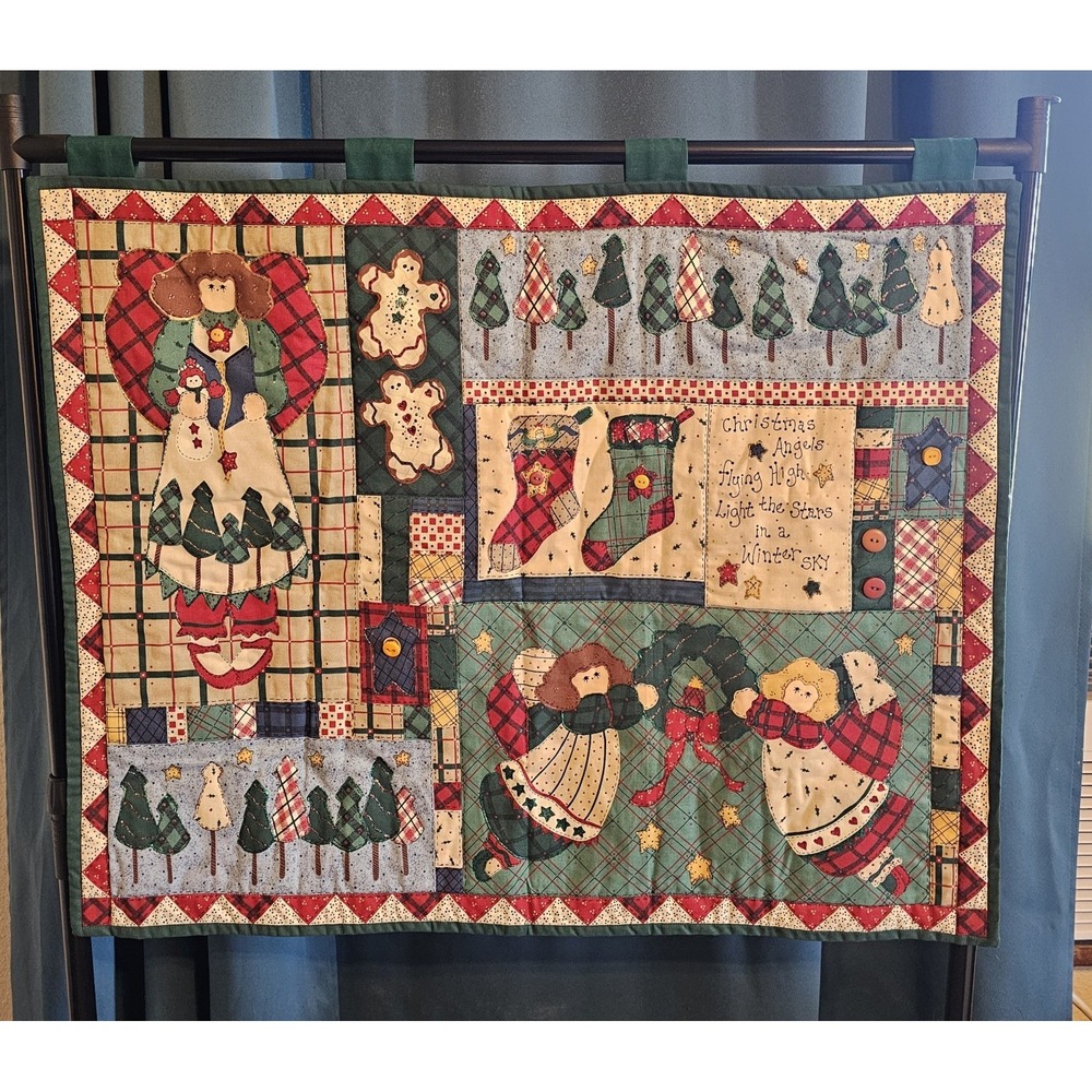 Vintage Christmas Patchwork Handmade Wall Hanging Decor Quilt 31"x25"